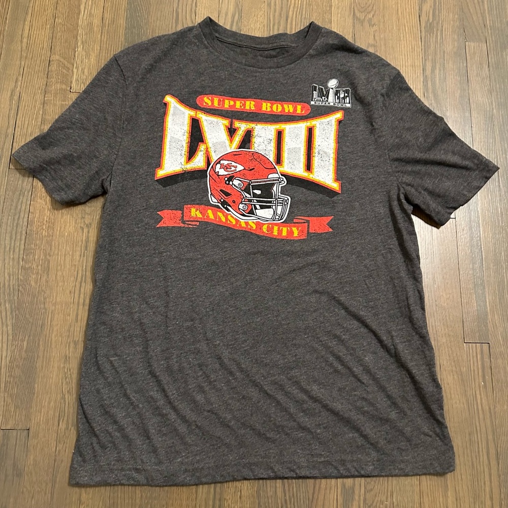 2023 NFL Super Bowl LVIII Kansas City Chiefs gray white red graphic t shirt